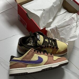 Nike Men's Purple and Brown Sneakers